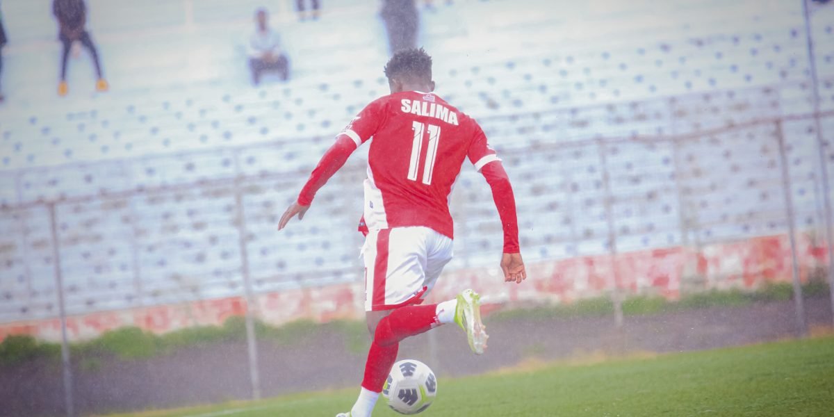 Chikumbutso Salima in action against Mzuzu City Hammers