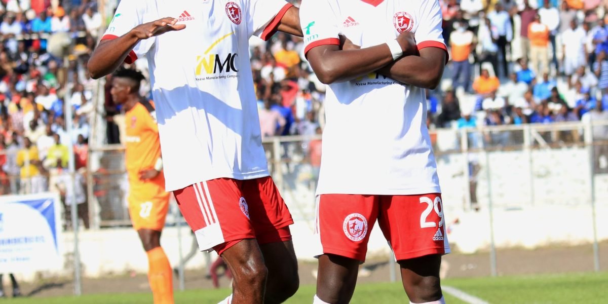 Chimwemwe Idana and Patrick Mwaungulu were both on target as Bullets drew 3-3 against Wanderers
