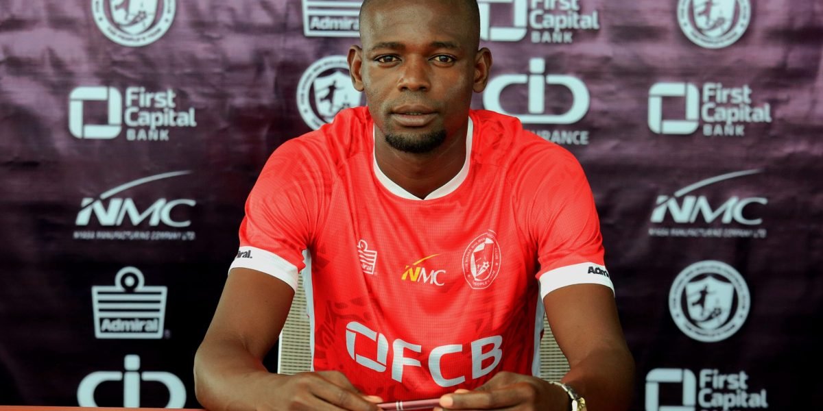 Defender Chikumbutso Henderson has completed a move to FCB Nyasa Big Bullets from Mzuzu City Hammers on a two-year deal