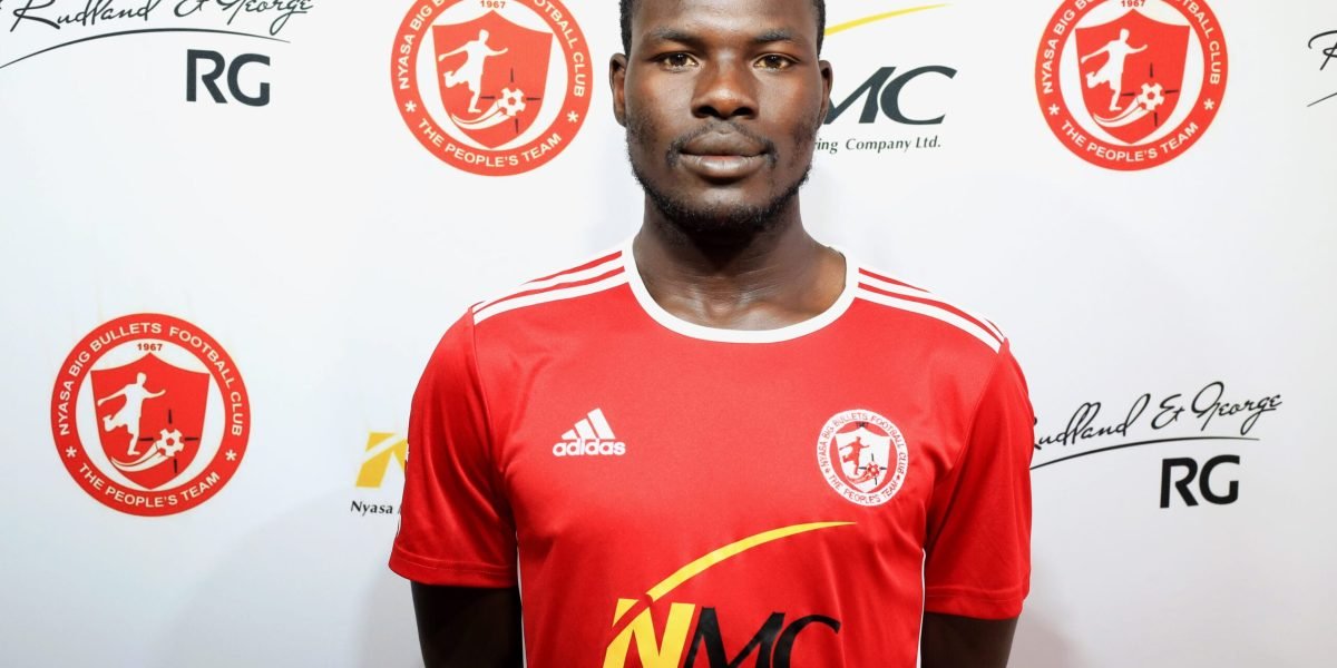 Defensive midfielder Frank Willard returns to Nyasa Big Bullets as he signs three-year contract
