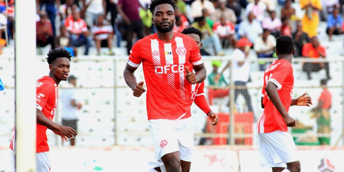 Epraim Kondowe doubled te lead as FCB Nyasa Big Bullets beat Karonga United 3-1 in the TNM Super League