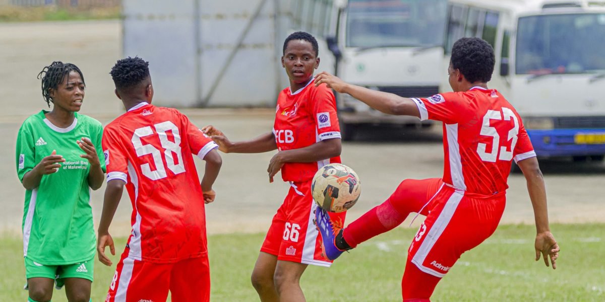 FCB Nyasa Big Bullets collected maximum points after defeating Moyale Sisters 2-1 at Mzuzu Stadium on Saturday afternoon