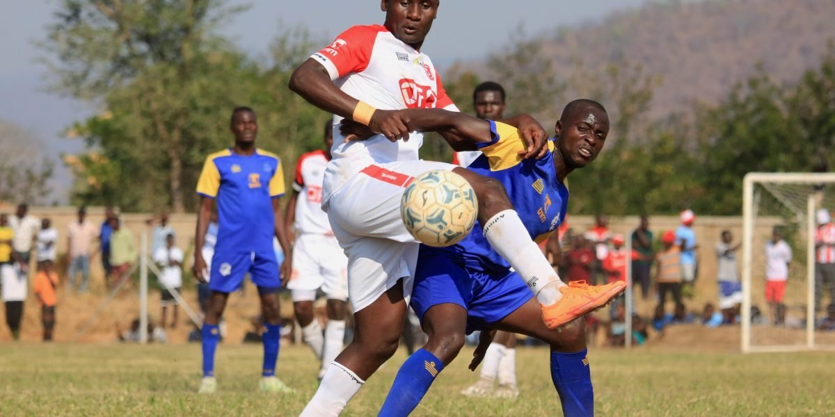 FCB Nyasa Big Bullets forward Lanjesi Nkhoma levelled the scores in the 45th minute after Ekwendeni took the lead five minutes earlier to draw 1-1