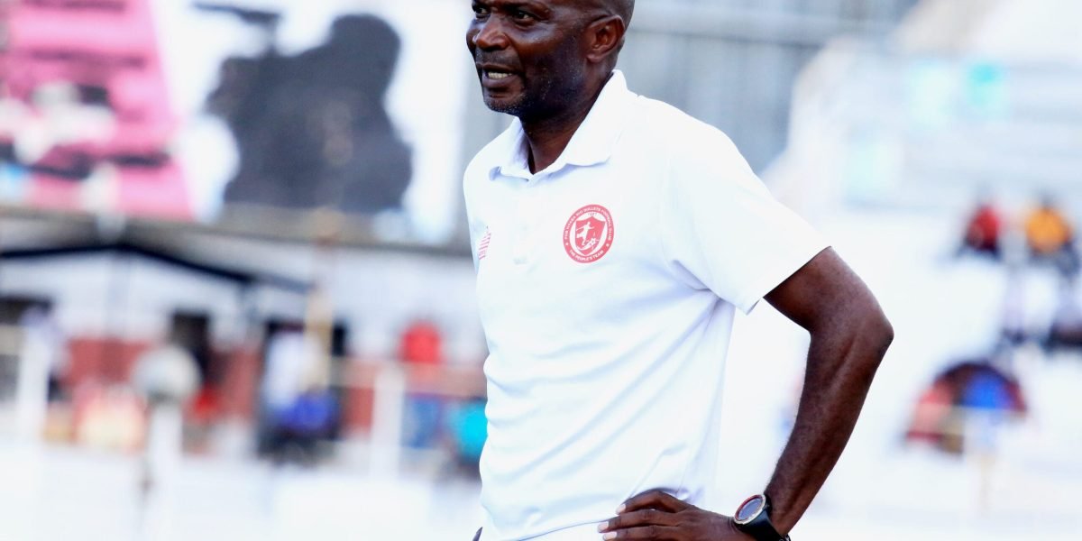 FCB Nyasa Big Bullets head coach Kalisto Pasuwa saw his side suffer a 2-1 defeat against Civil Service United
