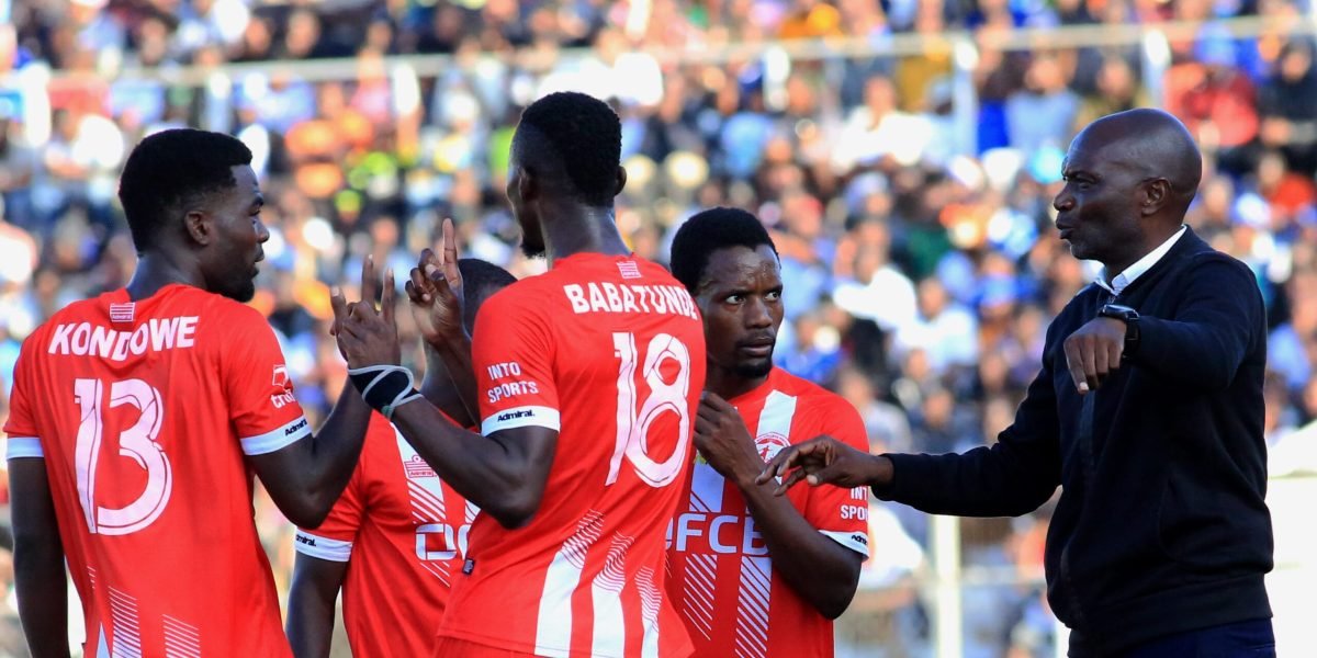 FCB Nyasa Big Bullets head coach Kalisto Pasuwa talking to his players during the Blantyre derby against Mighty Mukuru Wanderers at Kamuzu Stadium