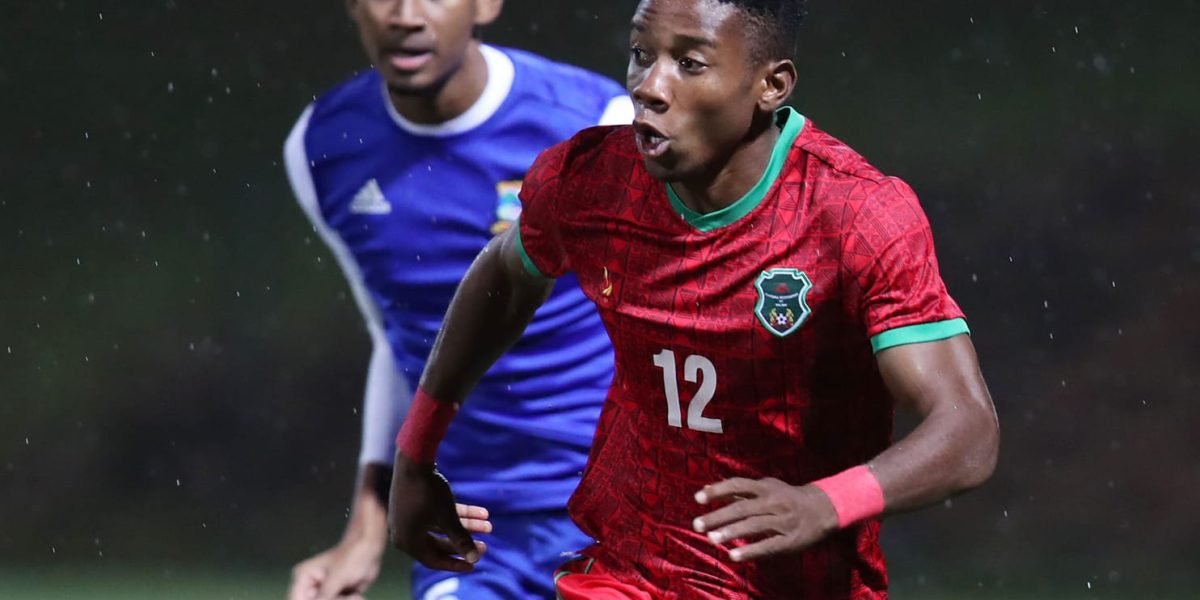 Alick Lungu of Malawi challenged by Thiery Camille of Seychelles during the 2023 Hollywood Bets COSAFA Cup match between Malawi and Seychelles in King Zwelithini Stadium, Umlazi on the 09 July 2023 ©Muzi Ntombela/BackpagePix
