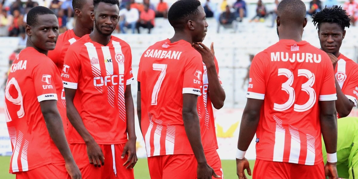 FCB Nyasa Big Bullets will host league leaders Silver Strikers at Kamuzu Stadium on Sunday