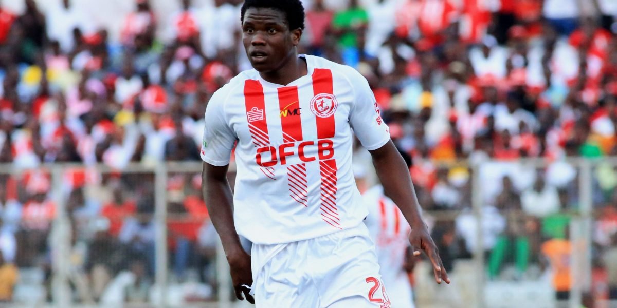 FCB Nyasa Big Bullets wingback Chrispin Mapemba wins Hubertus Clausius Player of the Month for October