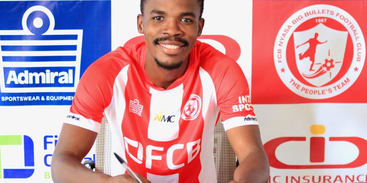 Hassan Kajoke has signed a new contract that will keep him at FCB Nyasa Big Bullets until 2026.
