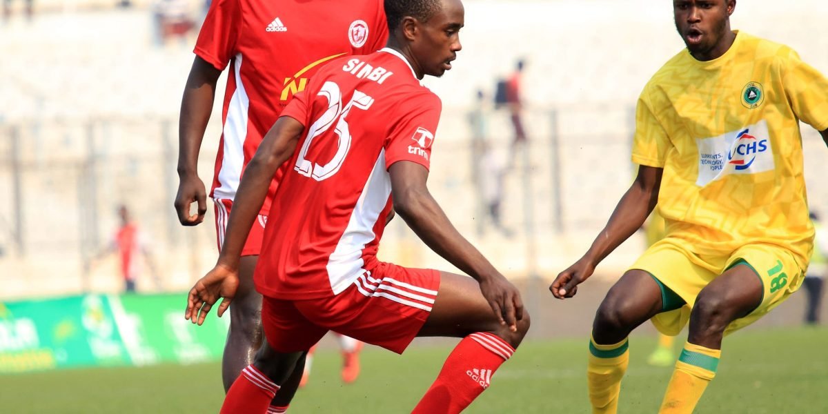 Kesten Simbi in the grind against Civil Service United