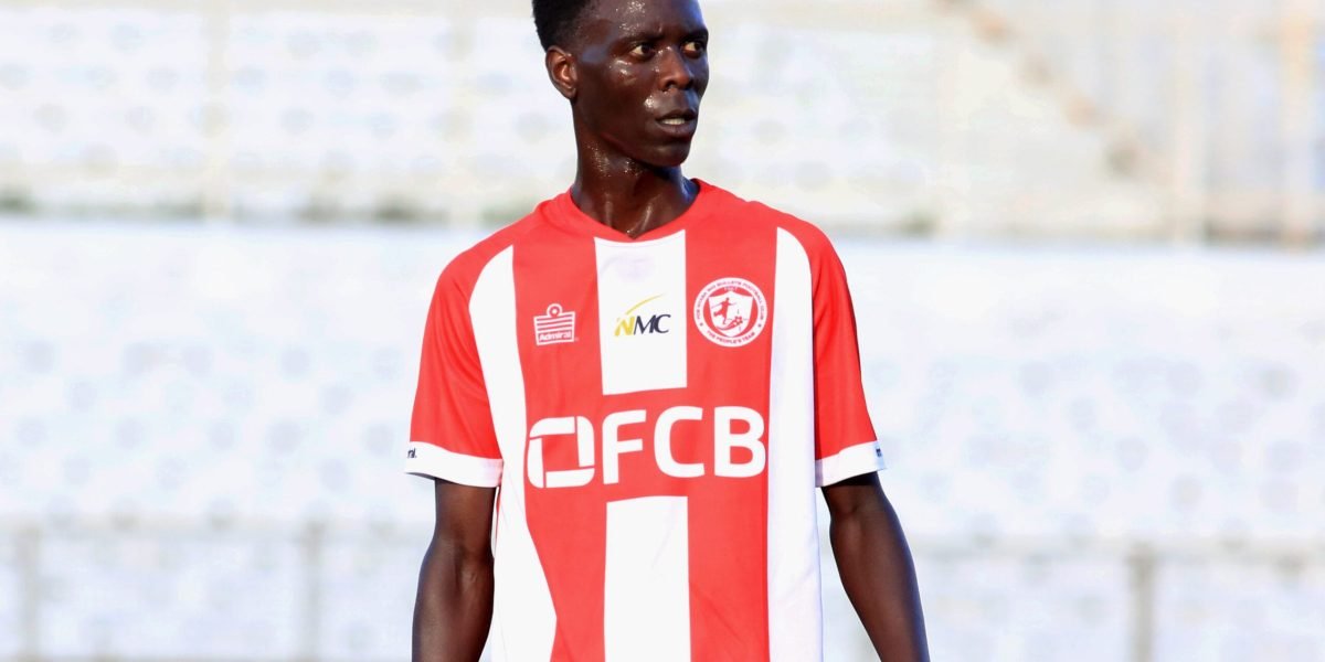 Macray Chiwaya scored the equalizer before Francis Malikebu netted the winner as Bullets Reserves beat Zingwangwa 2-1 to reach the Nyasa Capital Finance semis