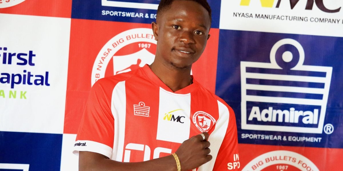 Mike Mkwate returns to Nyasa Big Bullets after signing a two-year contract.