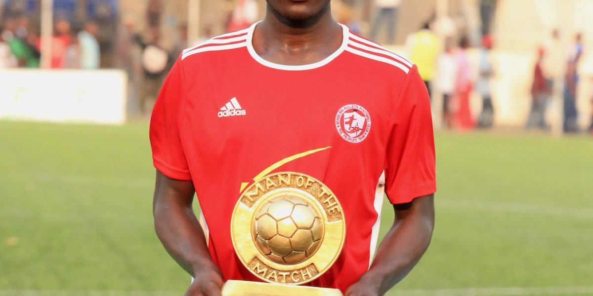 Nyasa Big Bullets defensive midfielder Frank Willard won his first Man of the Match award against Civil Service United