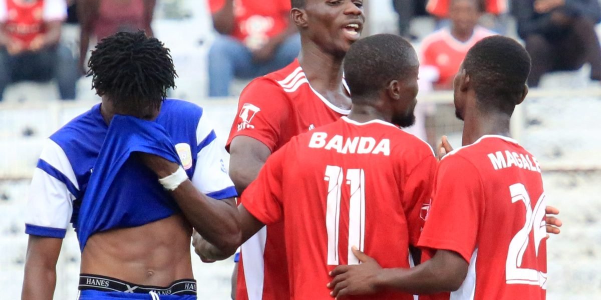 Nyasa Big Bullets handed Karonga United a 4-1 defeat in the TNM Super League on Wednesday afternoon