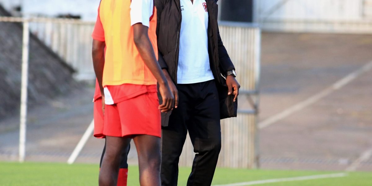 Nyasa Big Bullets head coach Kalisto Pasuwa preparing his team ahead of the TNM Super League tie against Kamuzu Barracks