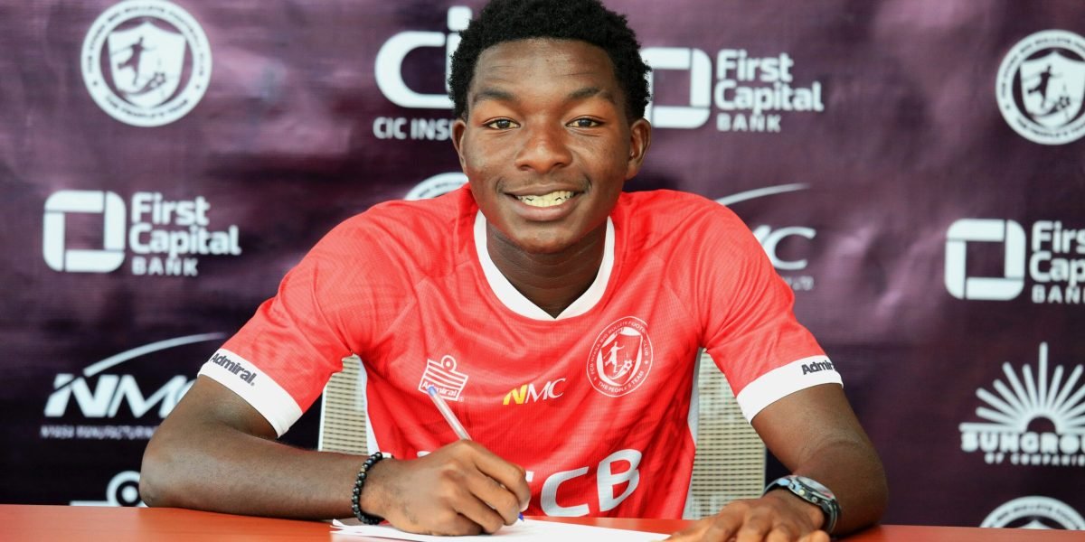 Prince Chiumia joins FCB Nyasa Big Bullets on a four-year deal